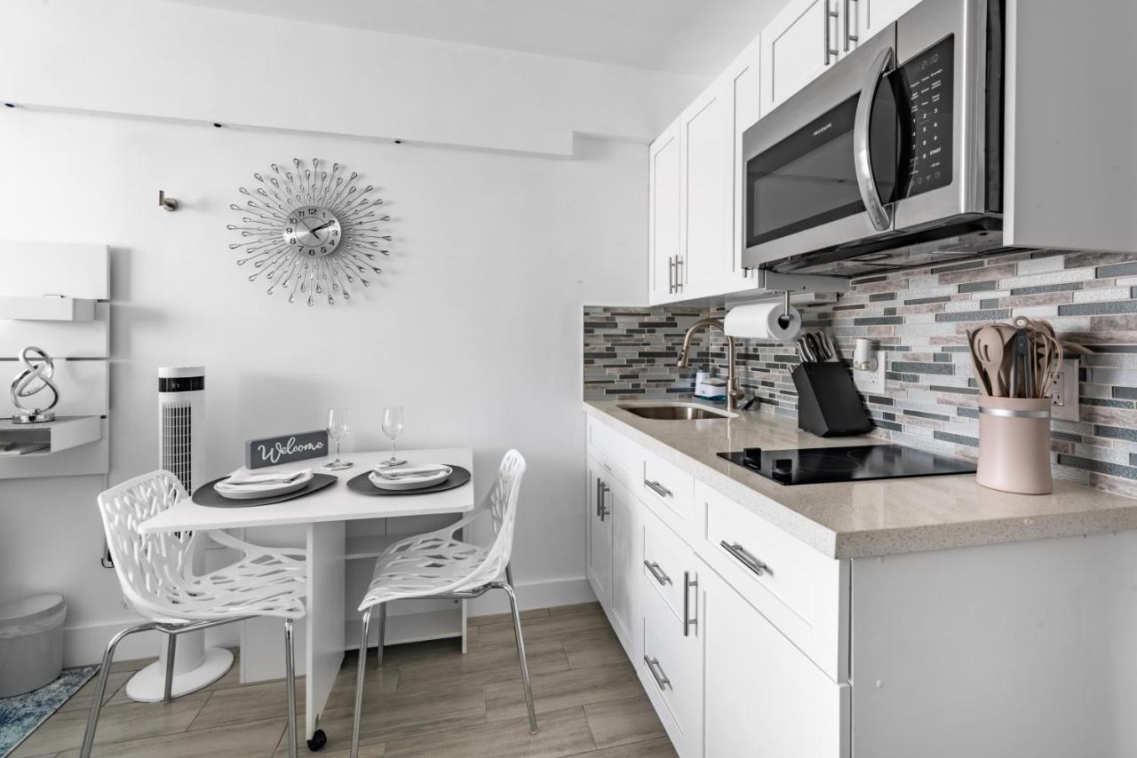 Newly Renovated Oceanfront Studio W/ Balcony - Daytona Beach公寓 外观 照片